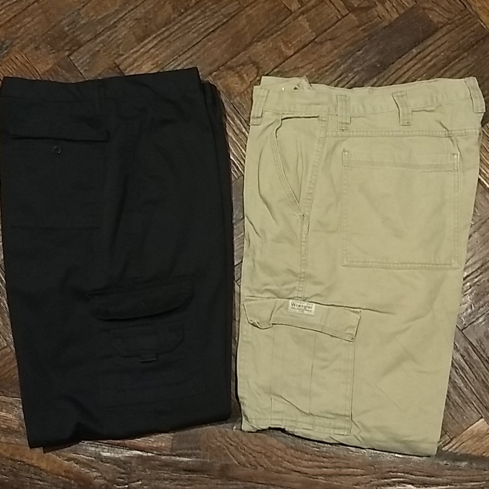 MEN'S👖2pc bundle cargo pants black and beige 👖 - Picture 2 of 7